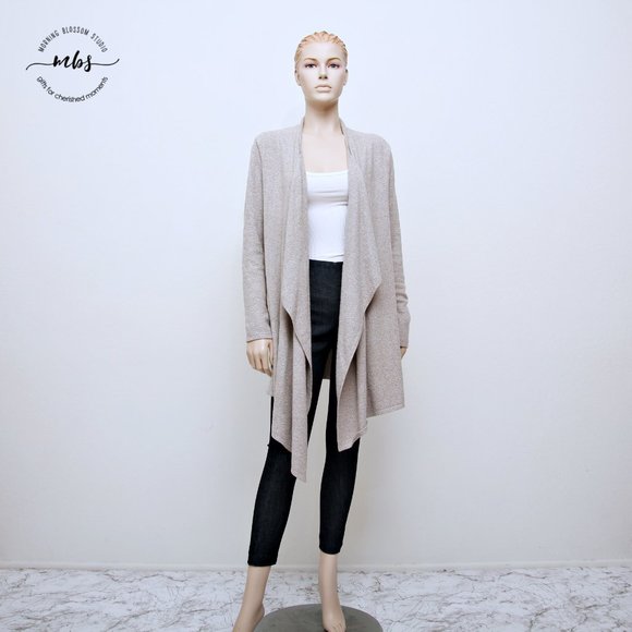 Barefoot Dreams Cozy Chic Lite Island Wrap Waterfall Open Cardigan - Picture 3 of 14